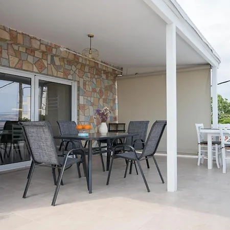 Avra Nafplio Apartment Nea Kios