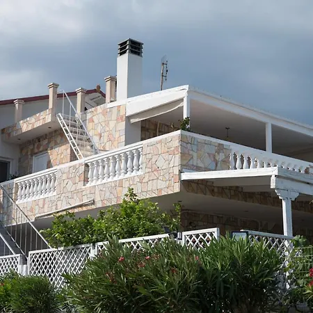 Avra Nafplio Apartment *